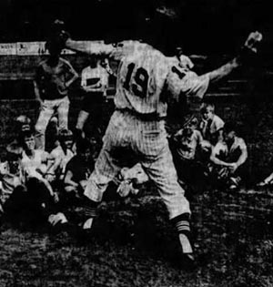 Bob Feller survived heat of Pacific war, brought his 'heater' to Waterloo -  Grout Museum District Located in Waterloo, Iowa