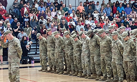 Iowa Guard soldiers get emotional sendoff